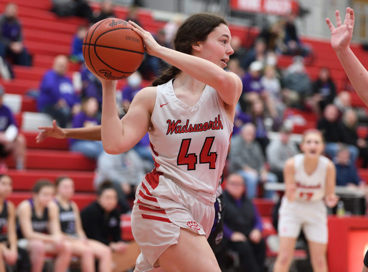 Jeff Harwell_Wadsworth_Barberton_girls.27